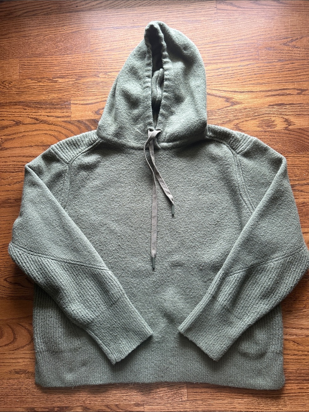 Time and Tru Women's Olive Green Crewneck Hoodie Sweater